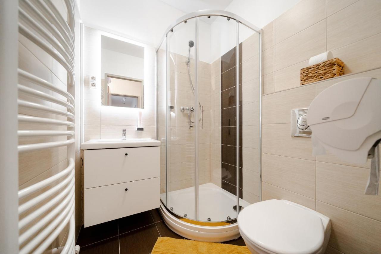 Guba Vendégház Gyorujbarat Exterior foto